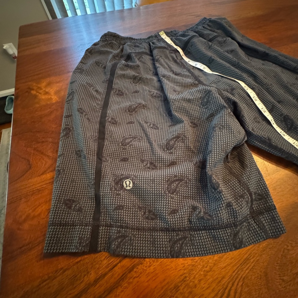 lululemon athletica Men's Pacer shorts 🩳